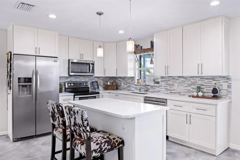 4245 Henry J Avenue St Cloud FL 34769