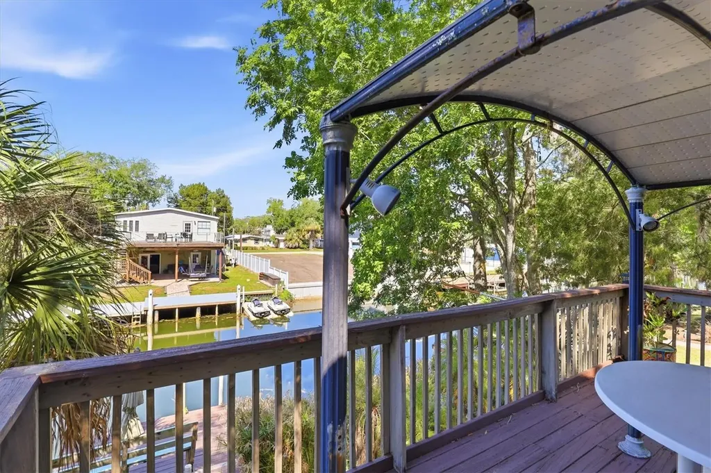 6169 Waverly Road Weeki Wachee FL 34607
