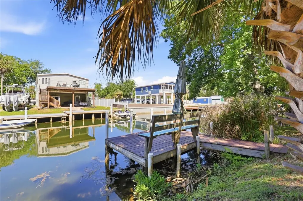 6169 Waverly Road Weeki Wachee FL 34607