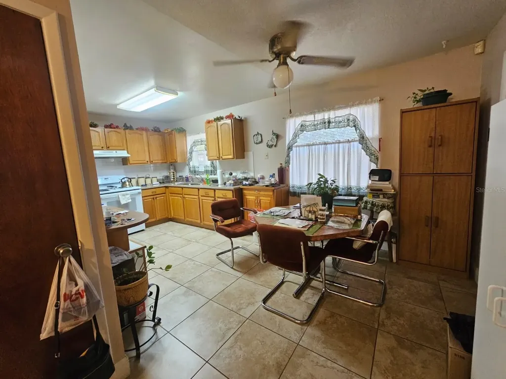 5483 Karen Court Orlando FL 32811