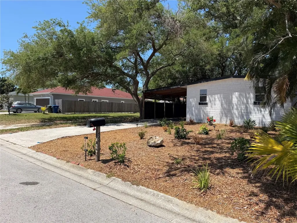 432 2nd Avenue NE Largo FL 33770