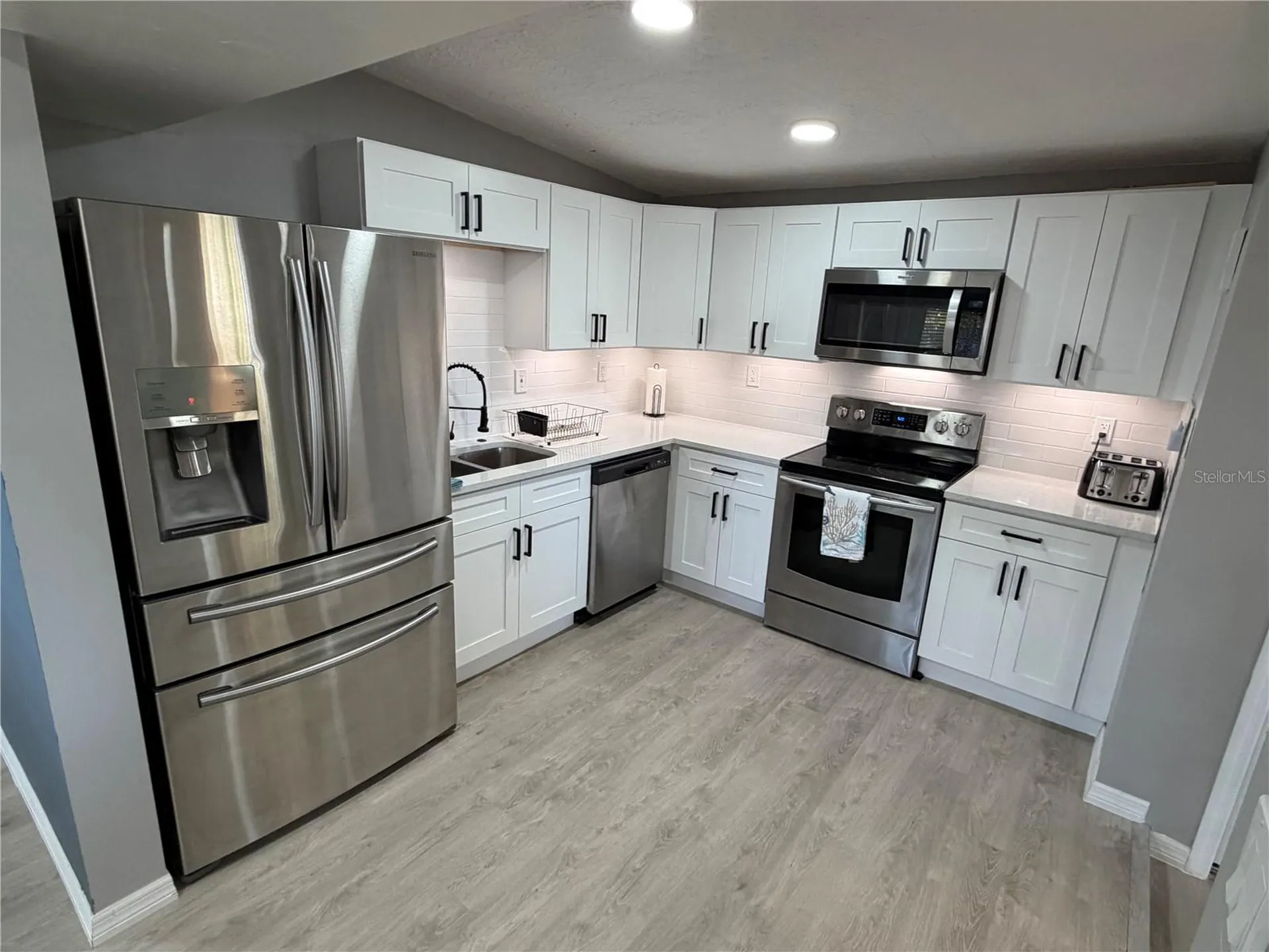 432 2nd Avenue NE Largo FL 33770