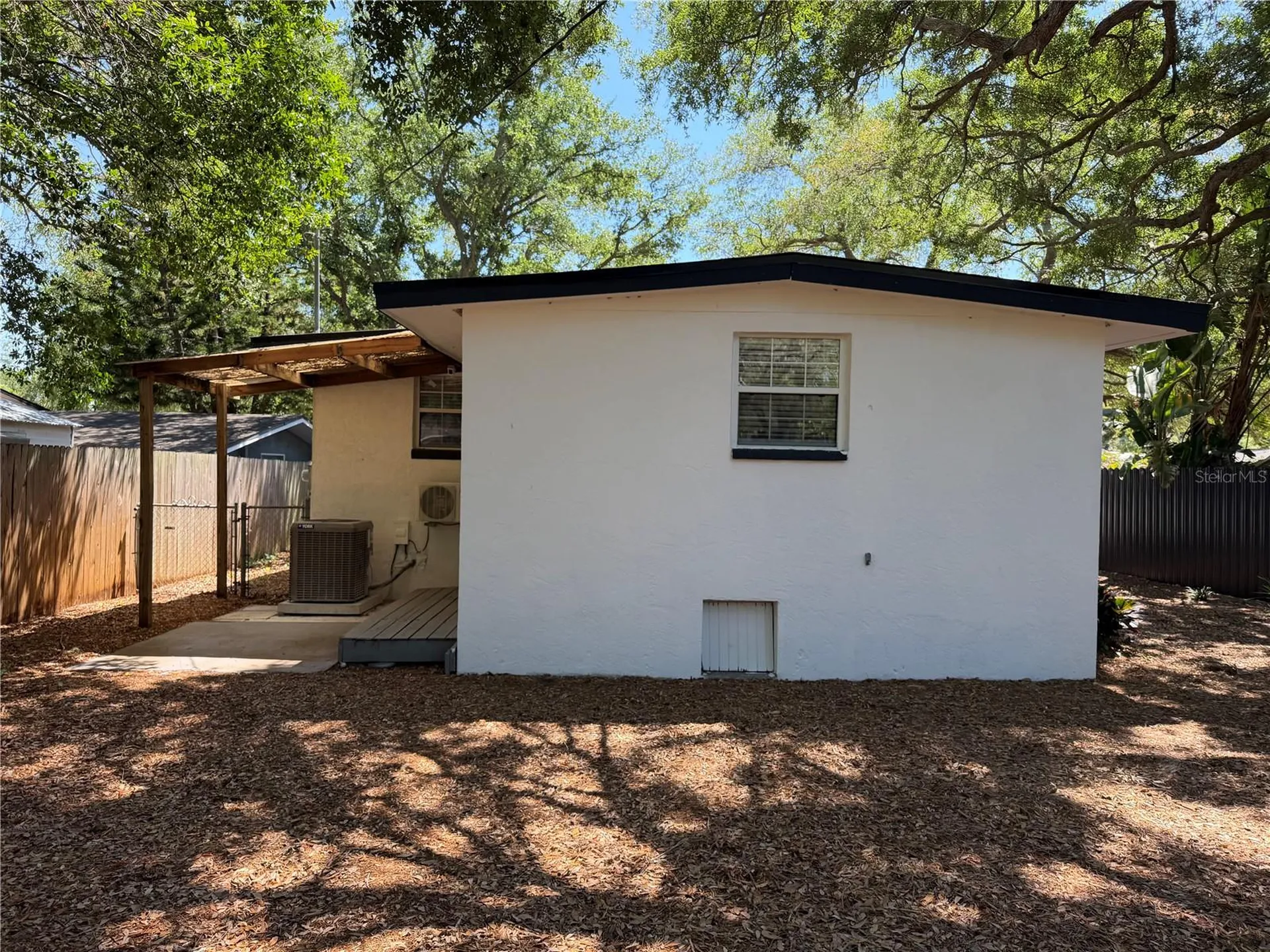 432 2nd Avenue NE Largo FL 33770