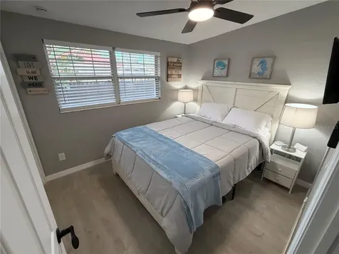 432 2nd Avenue NE Largo FL 33770