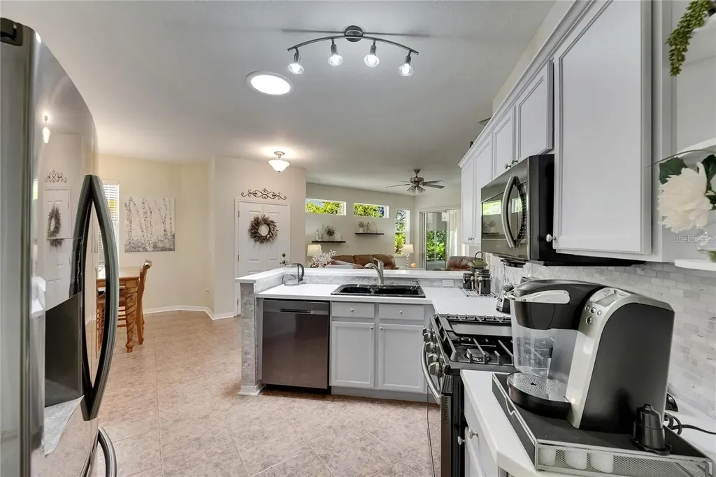 2068 Sifield Greens Way Sun City Center FL 33573