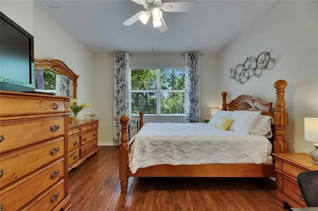 2068 Sifield Greens Way Sun City Center FL 33573
