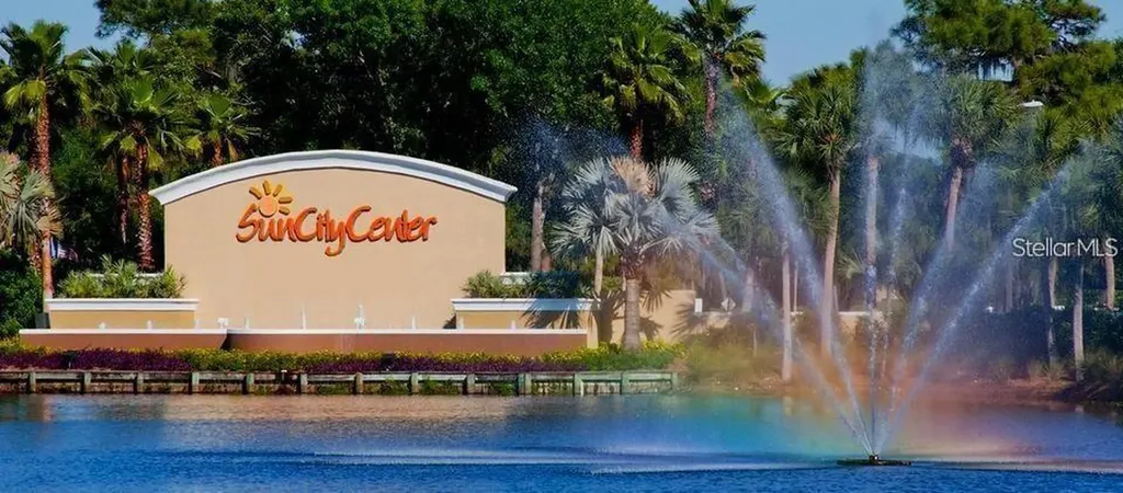2068 Sifield Greens Way Sun City Center FL 33573