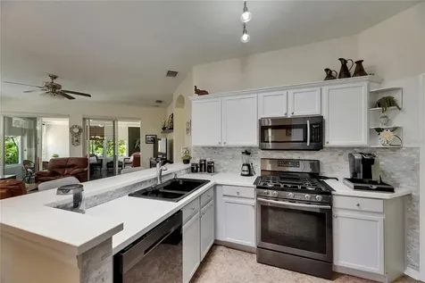 2068 Sifield Greens Way Sun City Center FL 33573