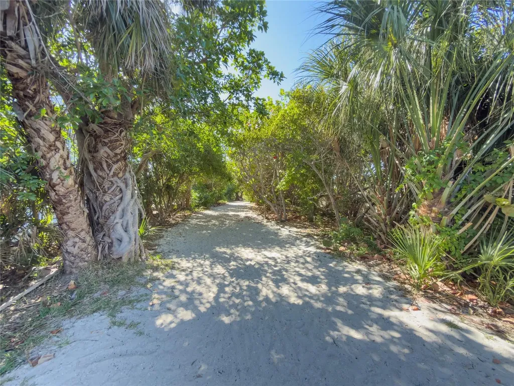 416 Alamanda Road Anna Maria FL 34216