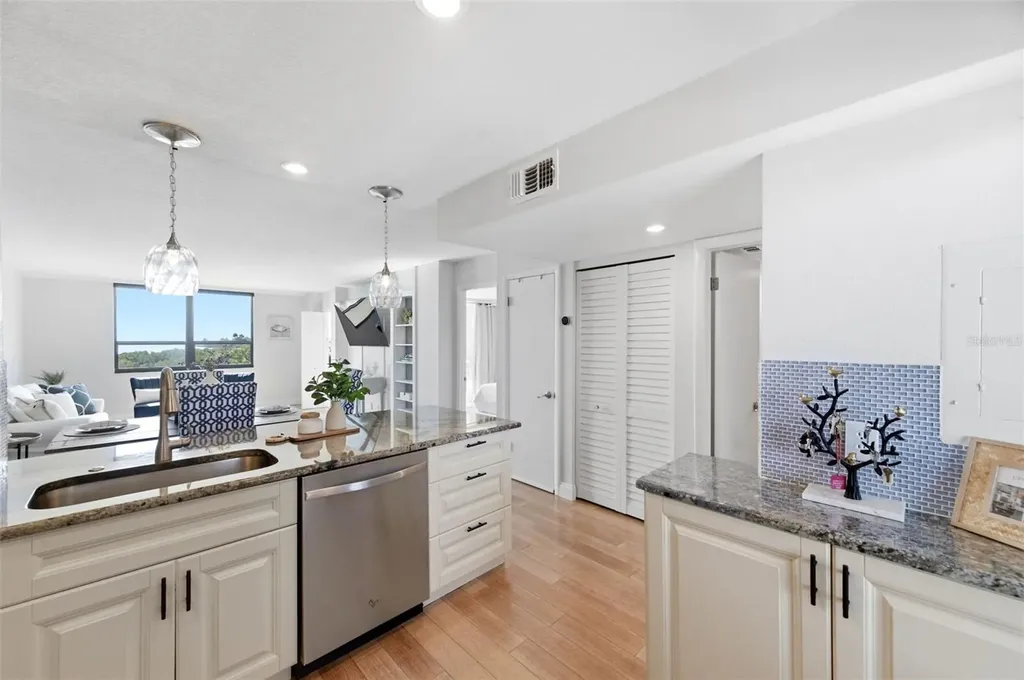 2616 Cove Cay Drive Clearwater FL 33760