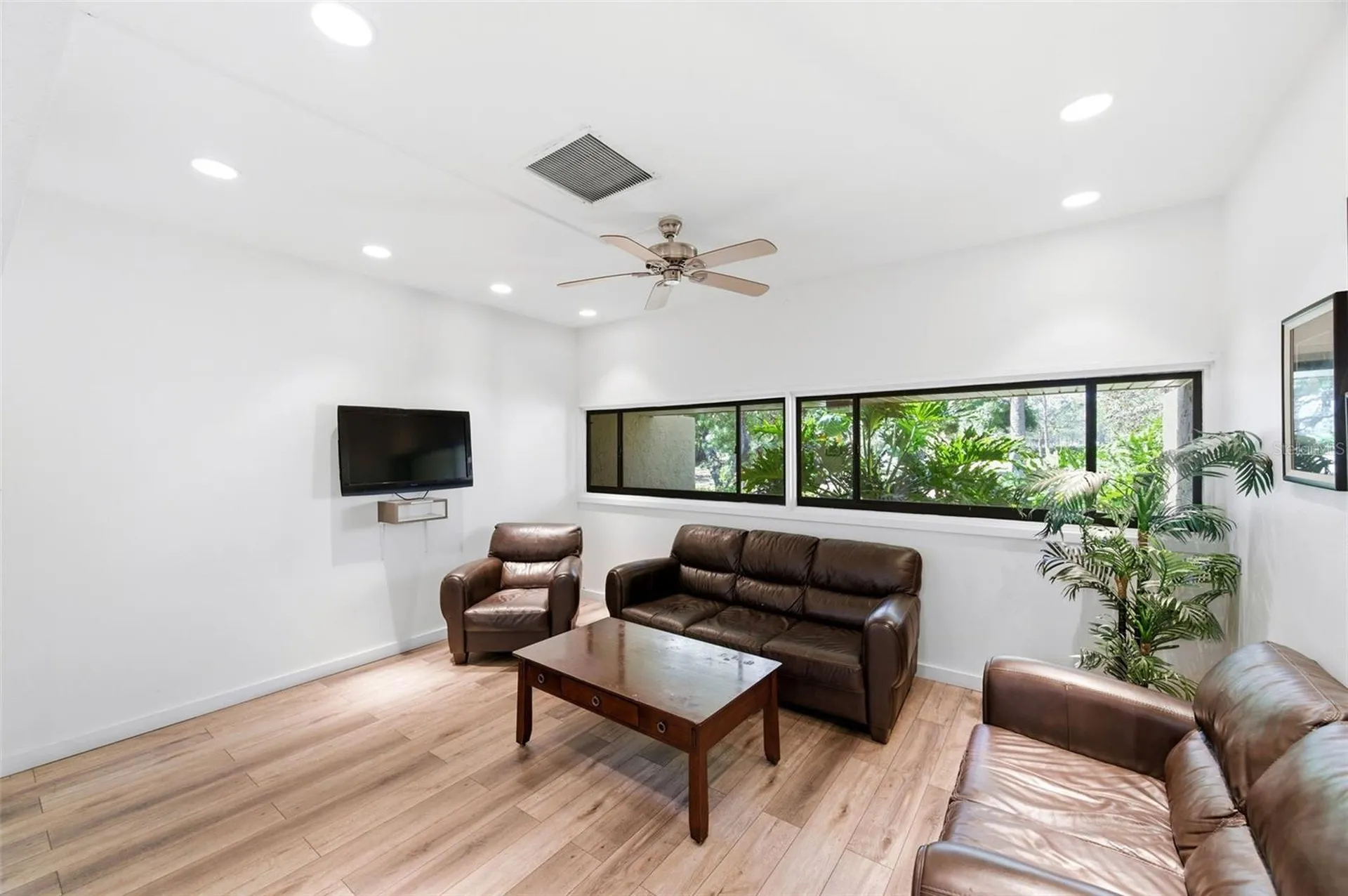 2616 Cove Cay Drive Clearwater FL 33760