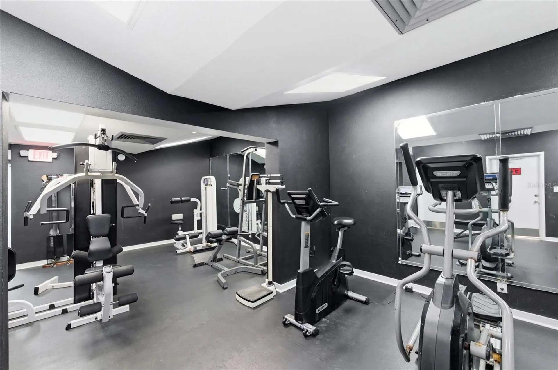 2616 Cove Cay Drive Clearwater FL 33760