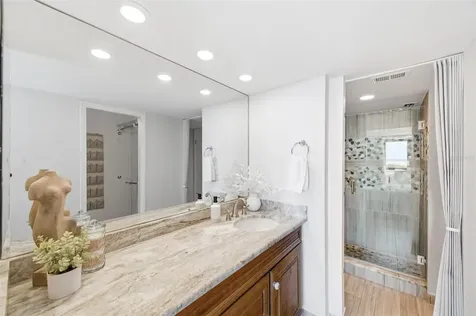 2616 Cove Cay Drive Clearwater FL 33760