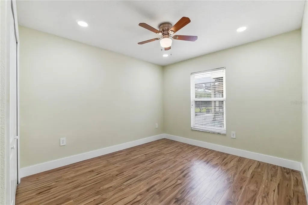 4207 Andover Cay Boulevard Orlando FL 32825
