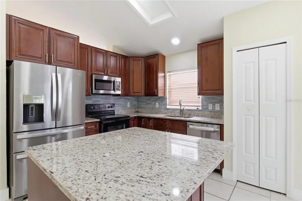 4207 Andover Cay Boulevard Orlando FL 32825