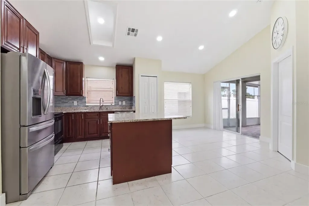 4207 Andover Cay Boulevard Orlando FL 32825