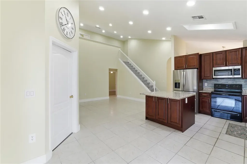 4207 Andover Cay Boulevard Orlando FL 32825