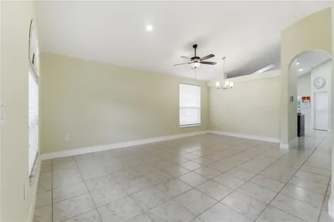 4207 Andover Cay Boulevard Orlando FL 32825