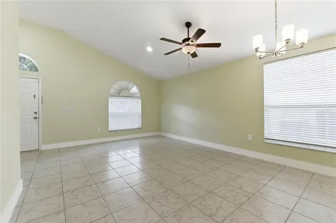 4207 Andover Cay Boulevard Orlando FL 32825