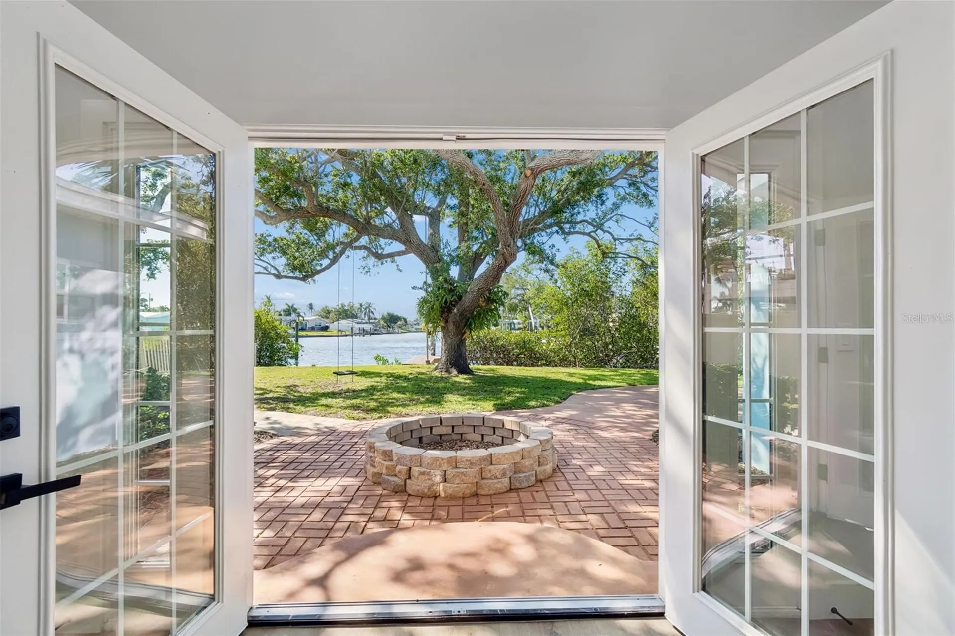 4790 Shore Acres Boulevard NE St Petersburg FL 33703