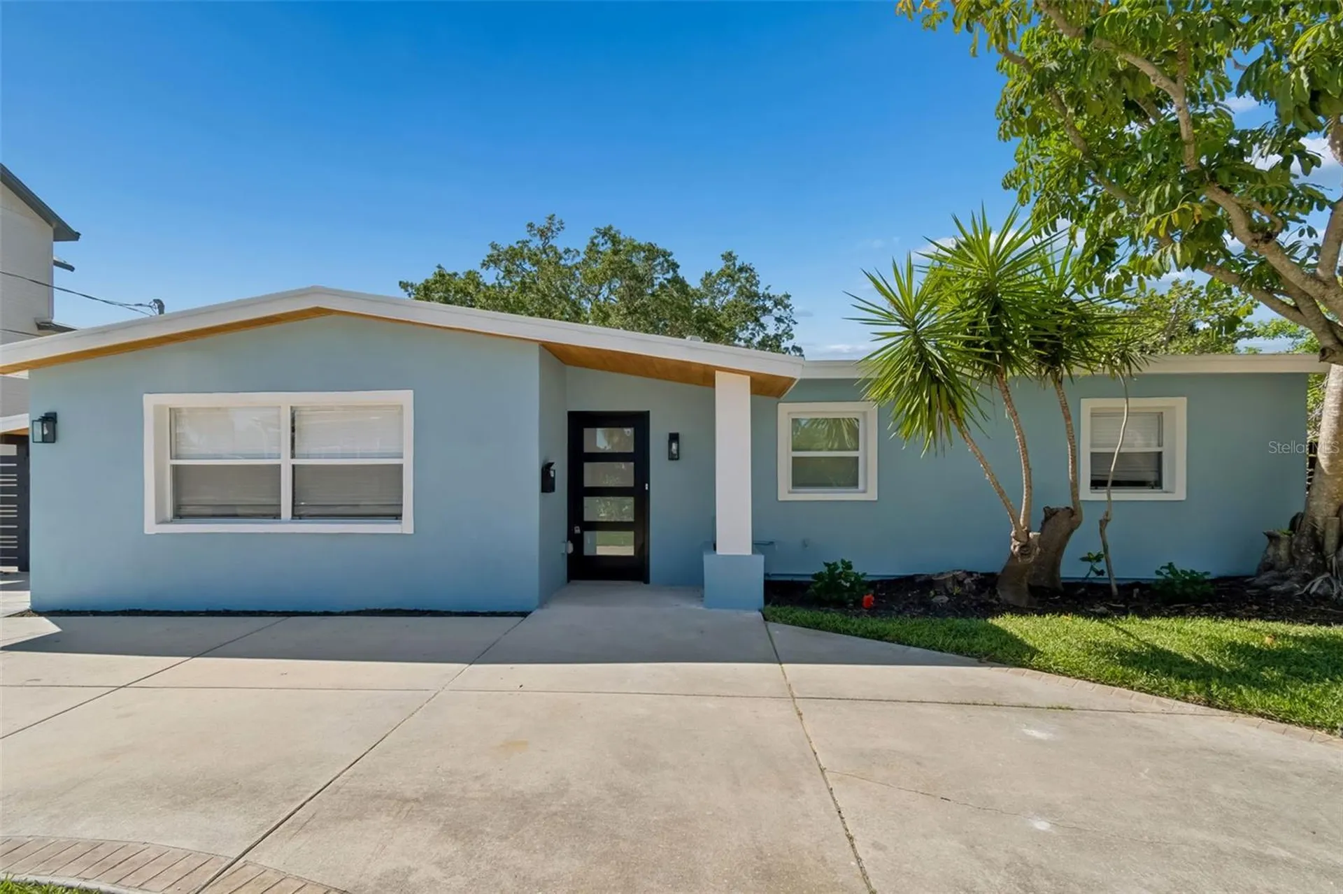 4790 Shore Acres Boulevard NE St Petersburg FL 33703