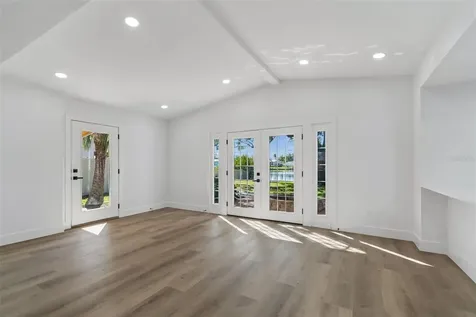 4790 Shore Acres Boulevard NE St Petersburg FL 33703