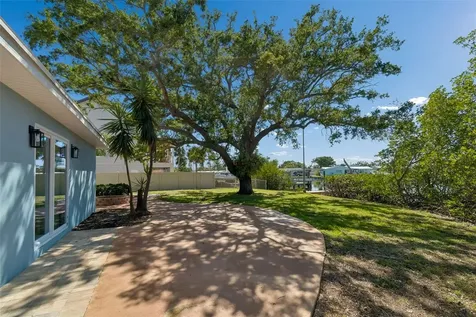 4790 Shore Acres Boulevard NE St Petersburg FL 33703