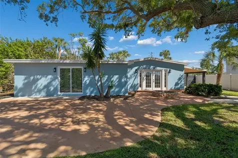 4790 Shore Acres Boulevard NE St Petersburg FL 33703