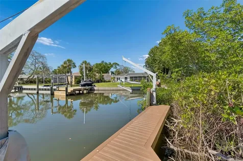 4790 Shore Acres Boulevard NE St Petersburg FL 33703