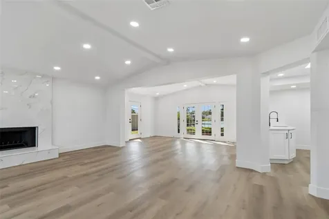 4790 Shore Acres Boulevard NE St Petersburg FL 33703