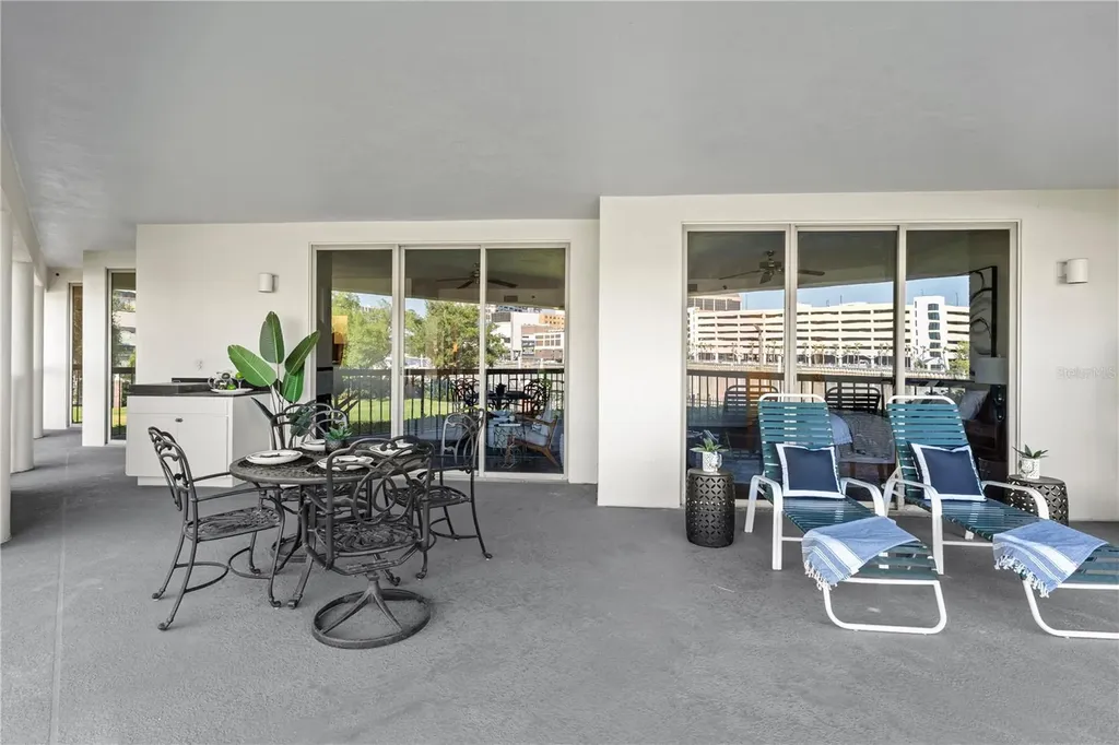 707 Seddon Cove Way Tampa FL 33602