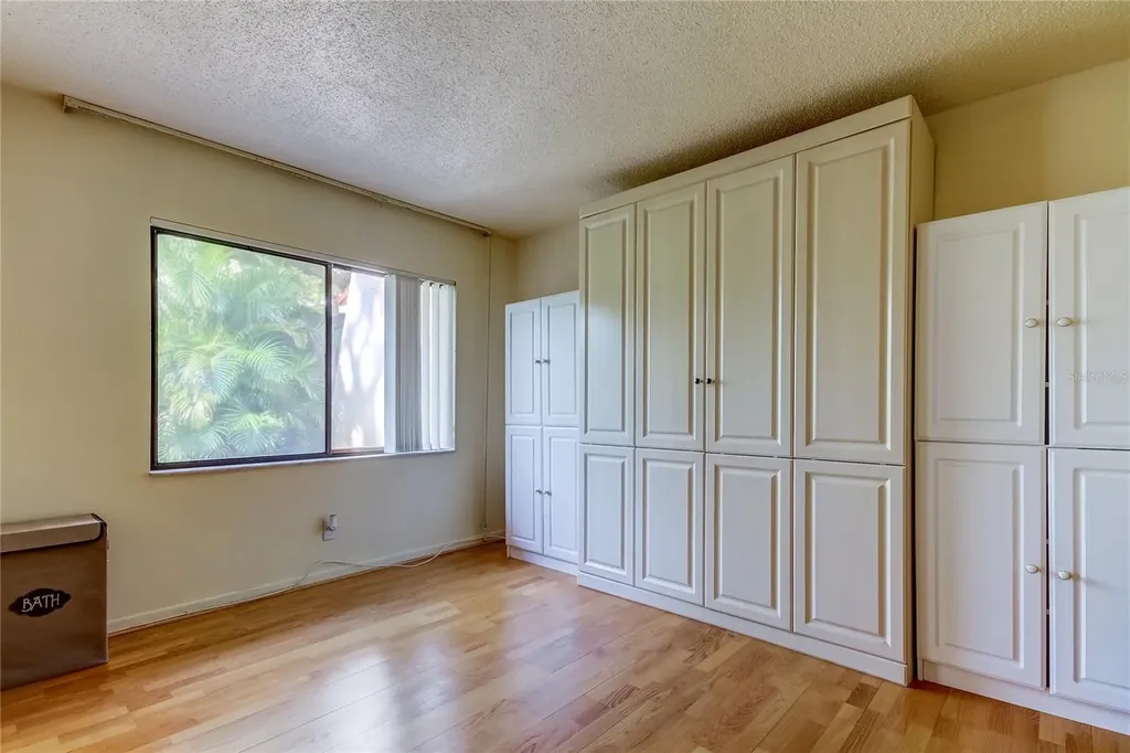 9537 86th Avenue Seminole FL 33777