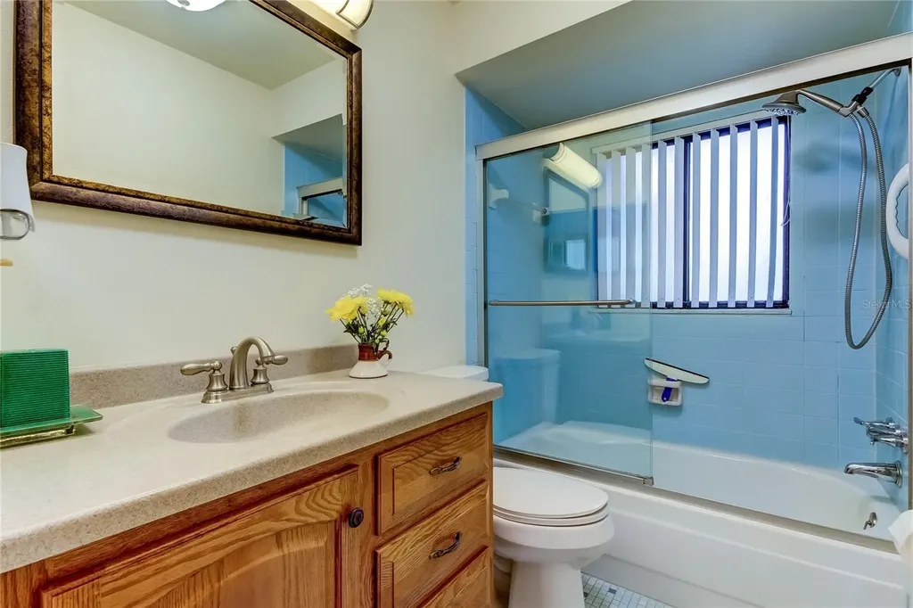 9537 86th Avenue Seminole FL 33777