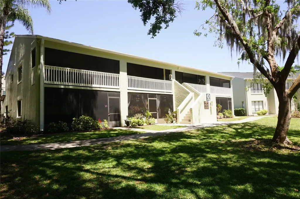 1775 Cupecoy Circle Lutz FL 33558