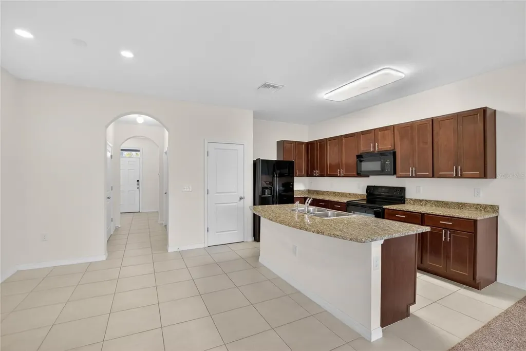 8850 Indigo Trail Loop Riverview FL 33578