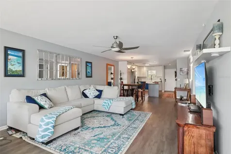 3850 13th Avenue N St Petersburg FL 33713