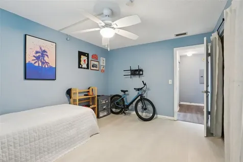 3850 13th Avenue N St Petersburg FL 33713