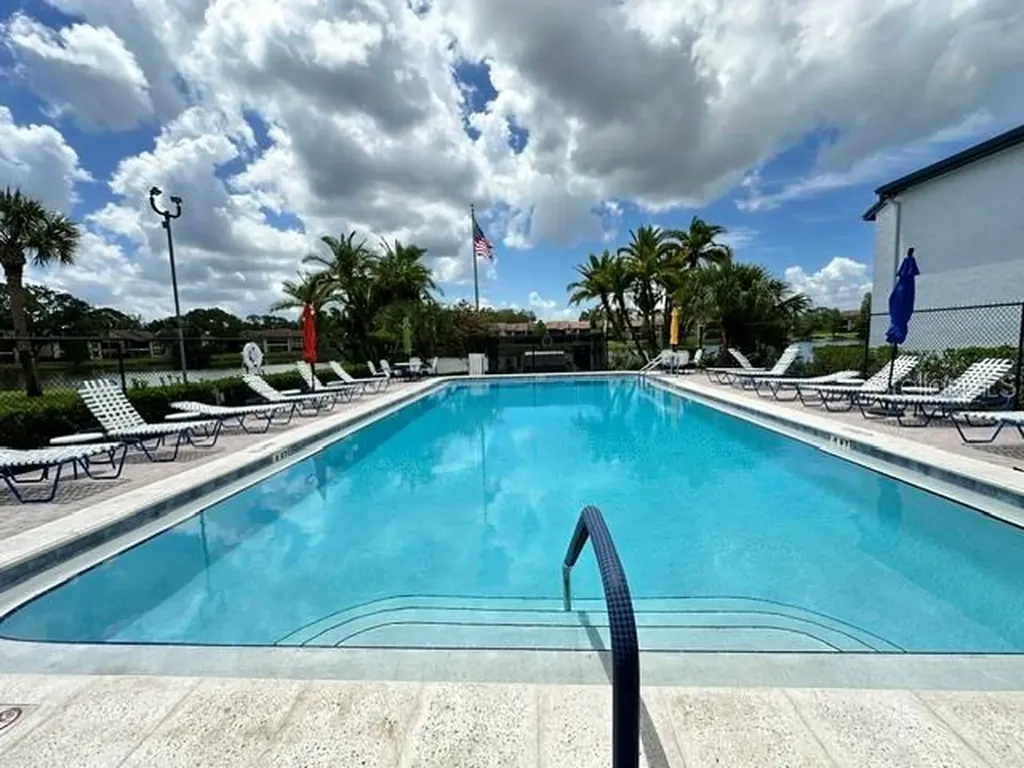 125 Cypress Lane Oldsmar FL 34677