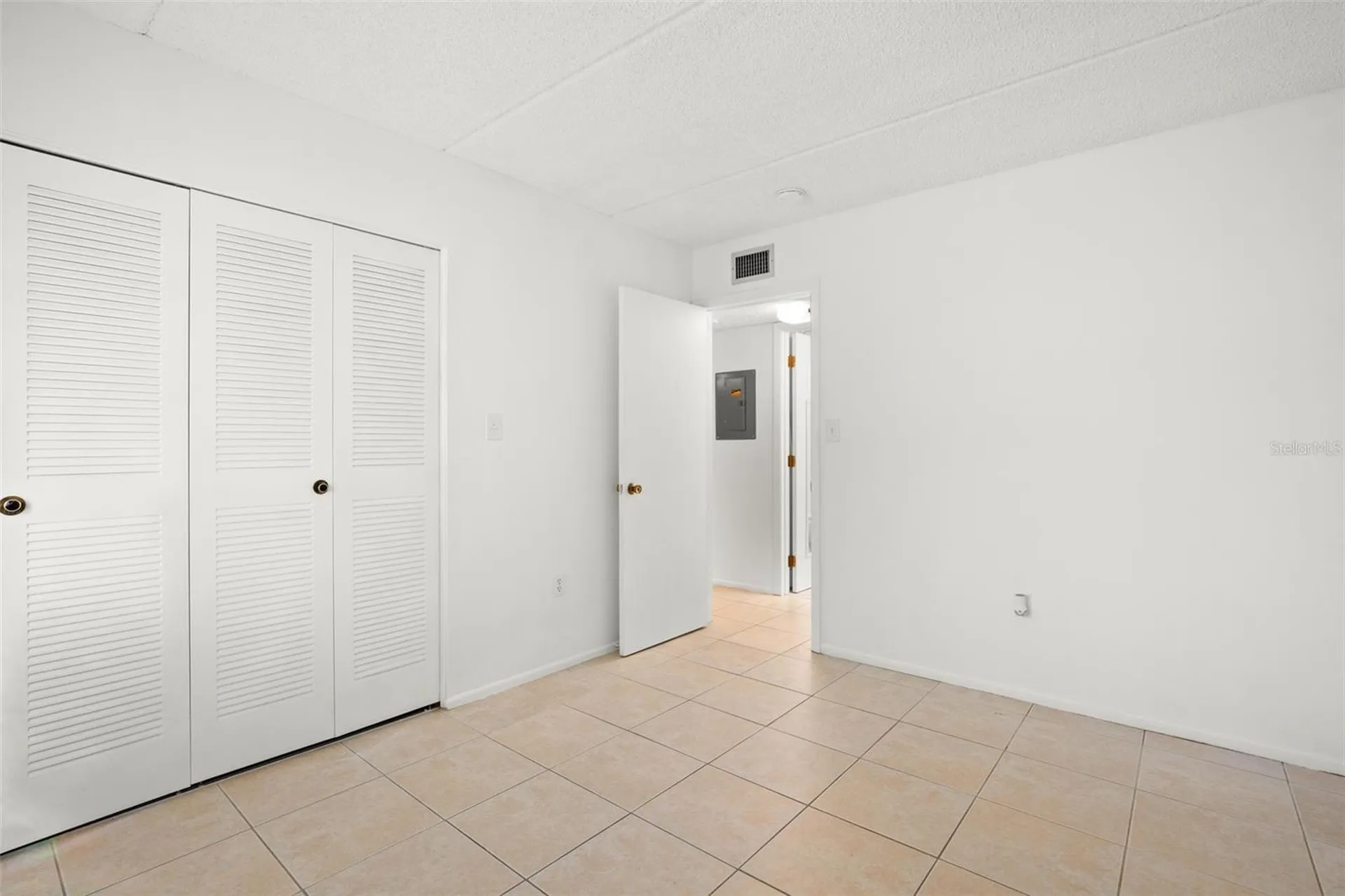 125 Cypress Lane Oldsmar FL 34677