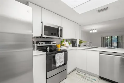 125 Cypress Lane Oldsmar FL 34677