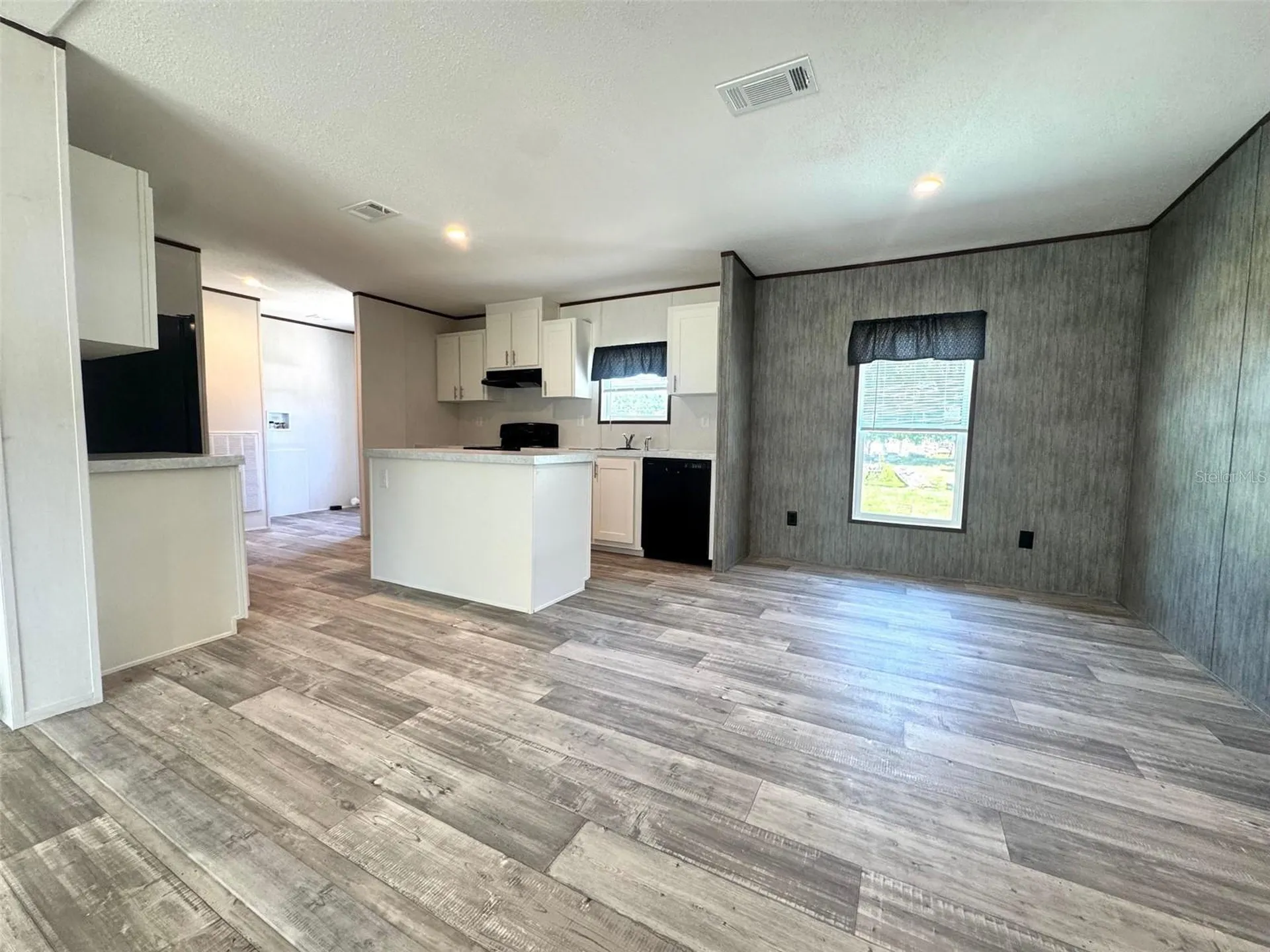 389 Waterview Drive Polk City FL 33868