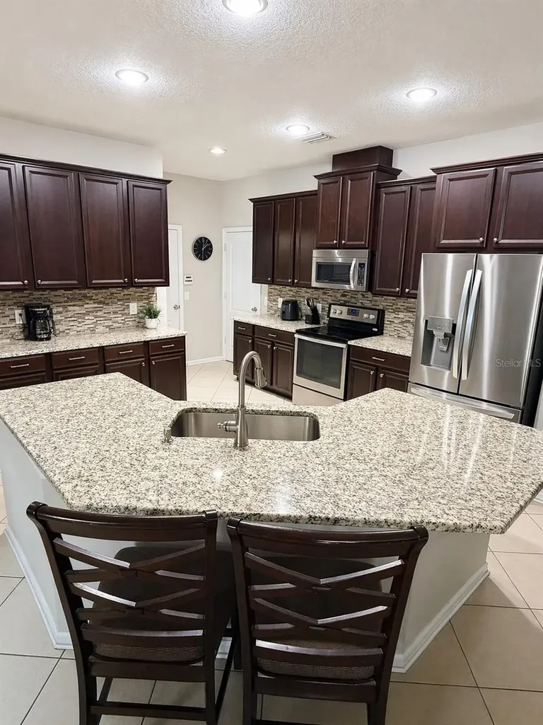 2514 Cross More Street Valrico FL 33594