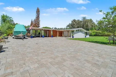 2207 Poinsettia Lane Deland FL 32724