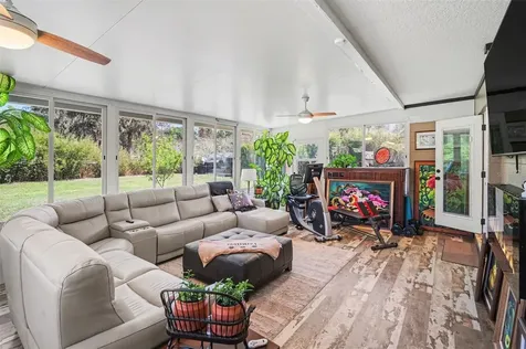 2207 Poinsettia Lane Deland FL 32724