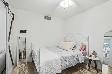 2207 Poinsettia Lane Deland FL 32724