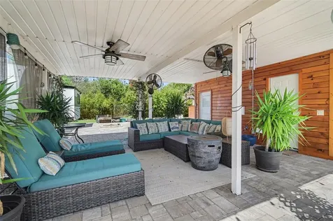 2207 Poinsettia Lane Deland FL 32724