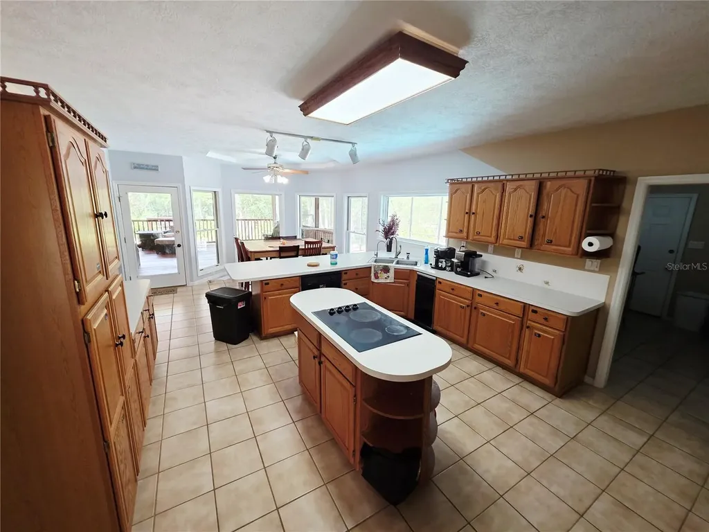 2975 E Withlacoochee Trail Dunnellon FL 34434