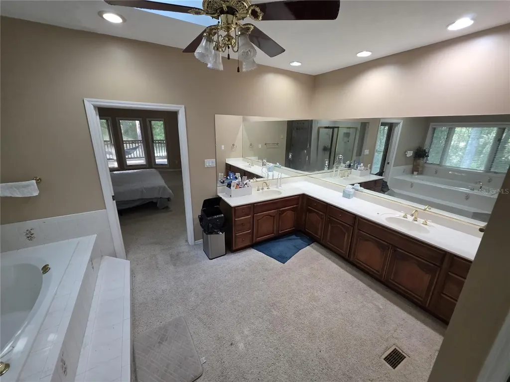 2975 E Withlacoochee Trail Dunnellon FL 34434
