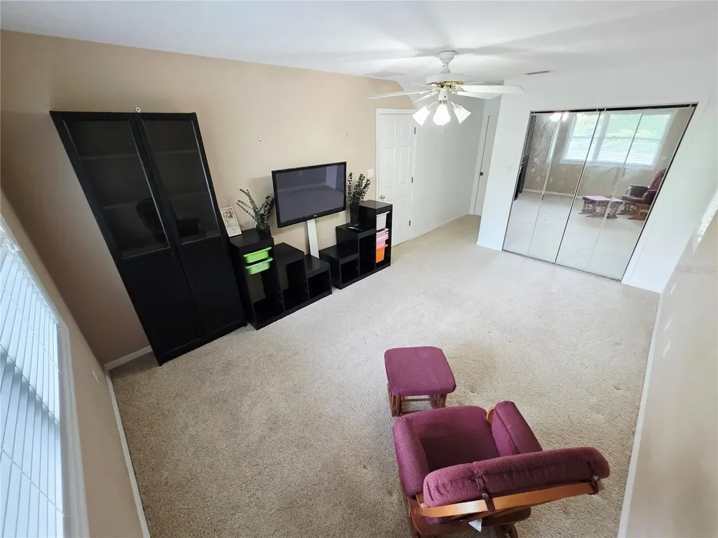 2975 E Withlacoochee Trail Dunnellon FL 34434