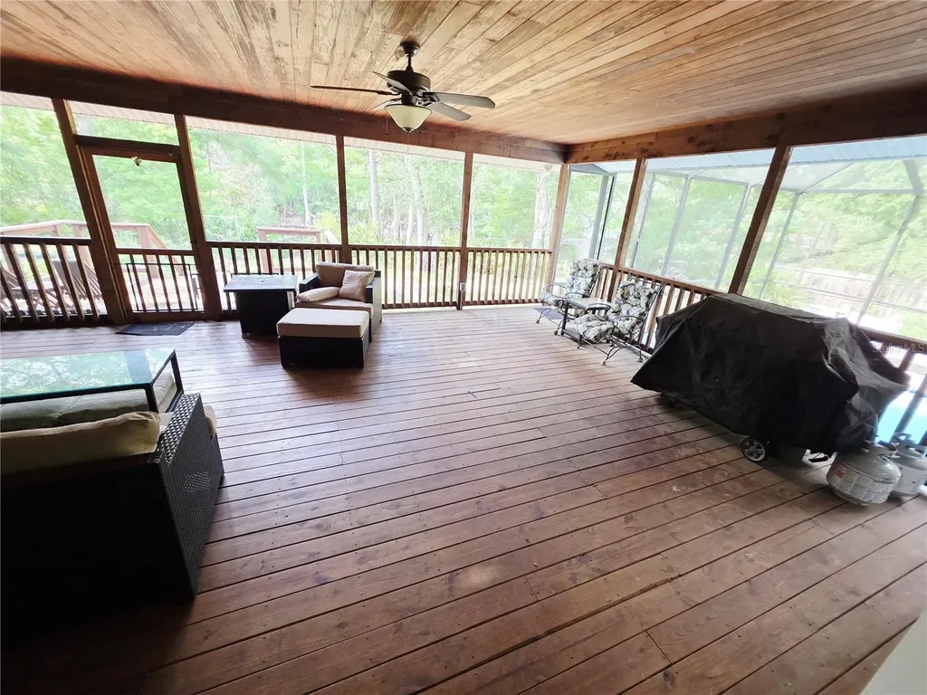 2975 E Withlacoochee Trail Dunnellon FL 34434